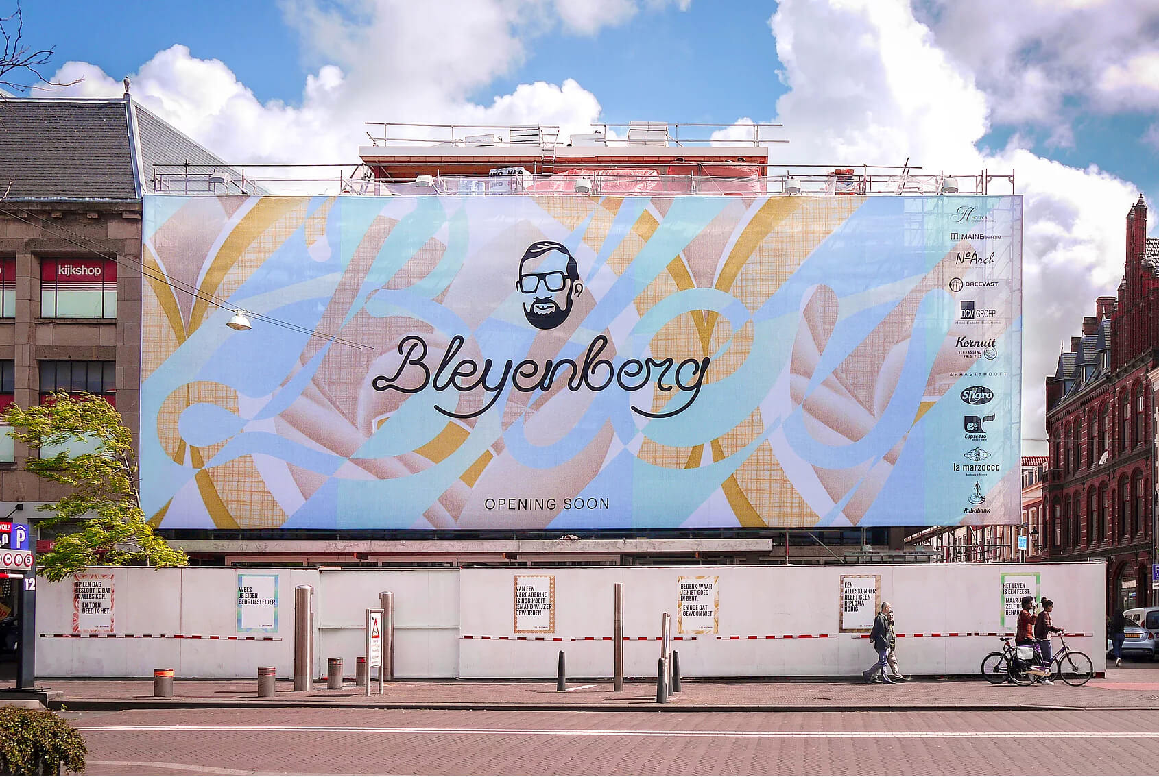 Large Bleyenberg building banner with logo announcing the opening of the hospitality venue on the Grote Markt in The Hague